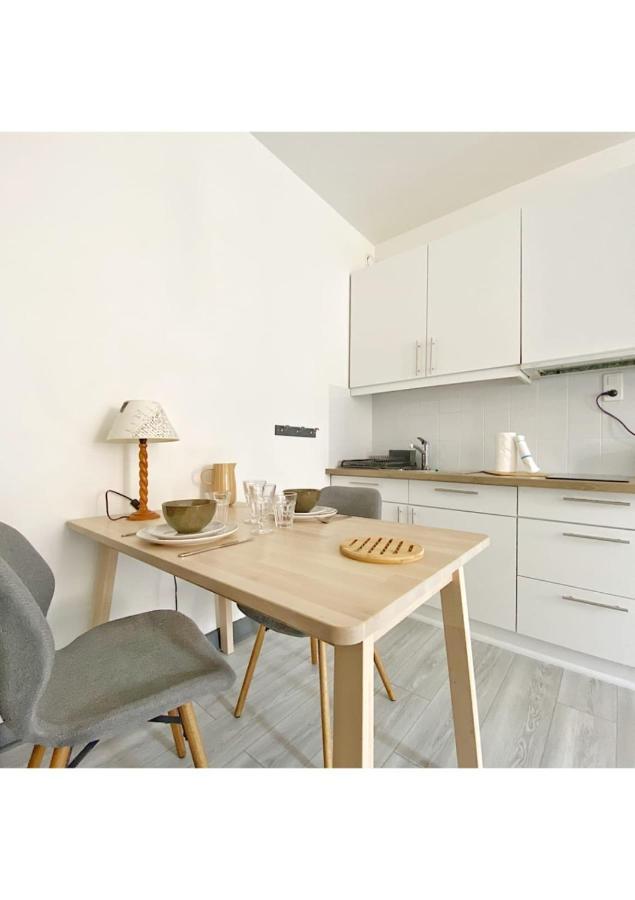 Coup De Coeur Au Pied Du Chateau - Nice Studio Ideally Located 阿讷西 外观 照片